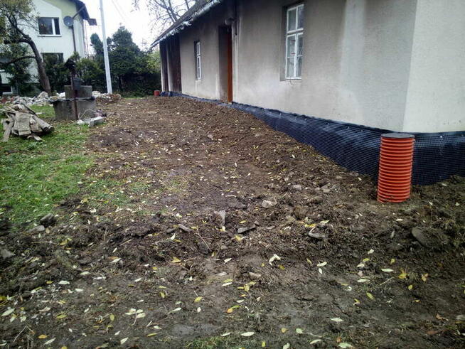 Iniekcja i podcinanie ścian - izolacja pozioma muru, osuszan