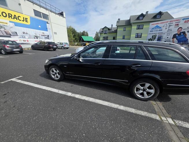 Mercedes E 200 CGI W212