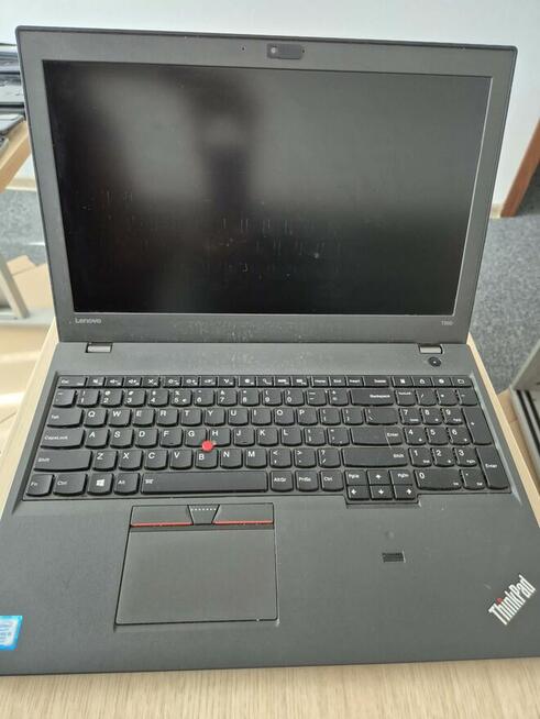 Syndyk sprzeda - laptop Lenovo Think Pad T560 15,6” i5-6300U