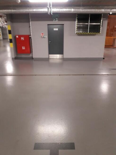 Super lokaliza / Centrum / Nowe / Monit/ 2 wjazdy/.