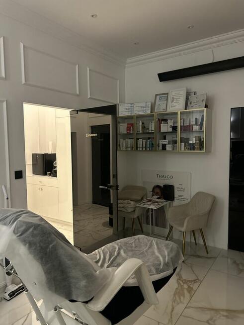 Gabinet klasy premium