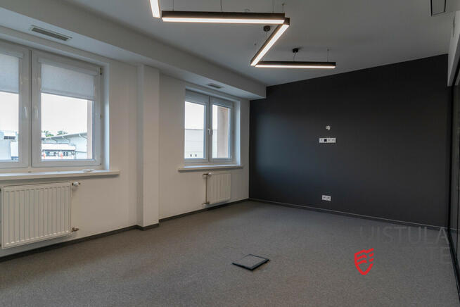 LOKAL BIUROWY 220 M2