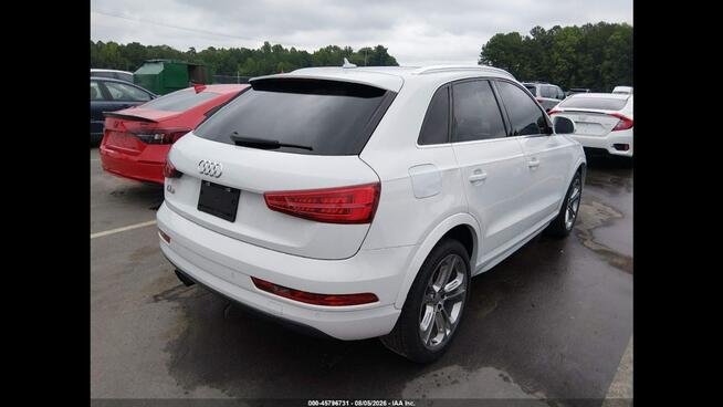 Audi Q3 Bogata wersja wyposażenia / Quattro / niski przebieg