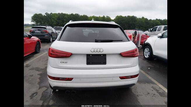 Audi Q3 Bogata wersja wyposażenia / Quattro / niski przebieg