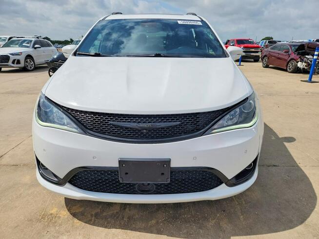 Chrysler Pacifica LIMITED / bardzo zadbany / niski przebieg