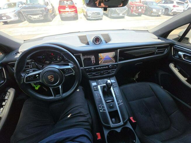 Porsche Macan AWD / 2.0 / niski przebieg