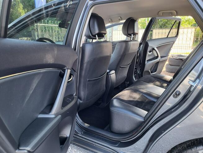 Toyota Avensis 1.8 147 KM 100% Przebieg 100% Bezwypadek Z Niemiec ASO TUV Zapraszamy