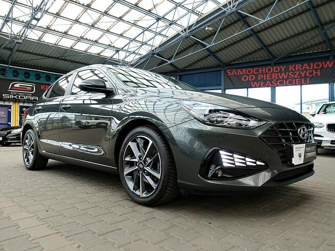 Hyundai i30 FASTBACK AUTOMAT 160KM Navi+Kamera+Led 1WŁ Krajowy 100% Bezwypadk F23%