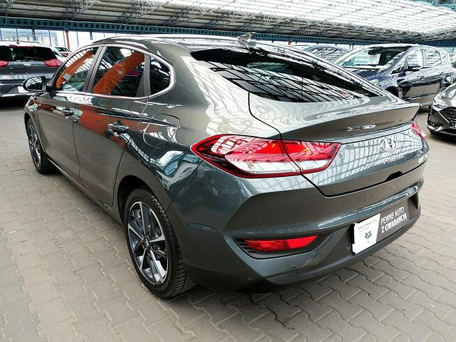 Hyundai i30 FASTBACK AUTOMAT 160KM Navi+Kamera+Led 1WŁ Krajowy 100% Bezwypadk F23%