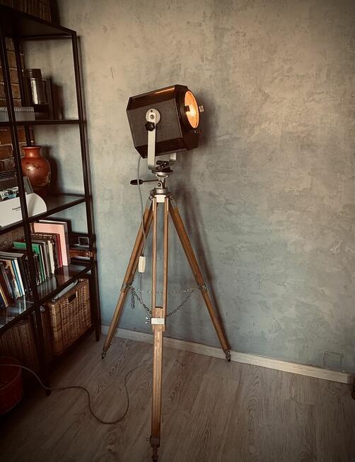 Lampa teatralna podłogowa PRL Vintage loft