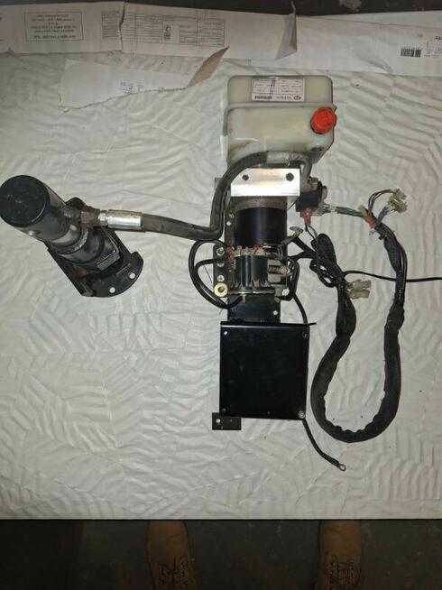 POMPA HYDRAULICZNA Z SILNIKIEM WÓZEK ELEKTRYCZNY EPT-15EL2