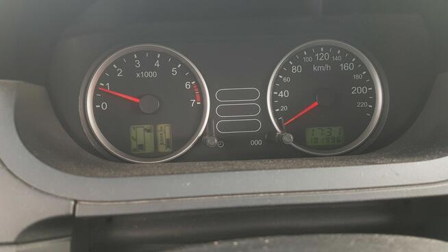 Ford Fiesta 1.3 benzyna 2004 r. w ładnym stanie