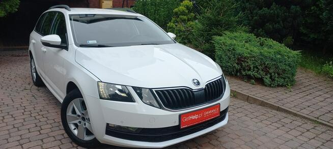 Škoda Octavia DSG Ledy Climatronic Dwustrefowy FV23% 333.2 Netto Salon Polska
