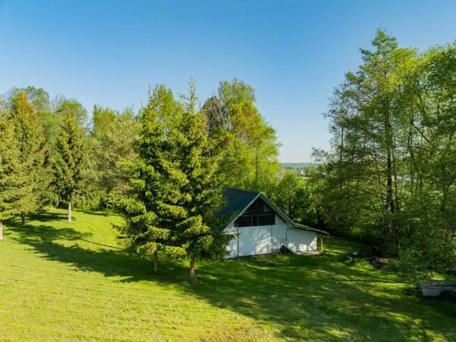 Klimatyczny dom wśród zieleni | 9700 m² | Chronów