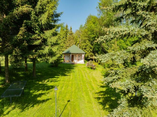 Klimatyczny dom wśród zieleni | 9700 m² | Chronów