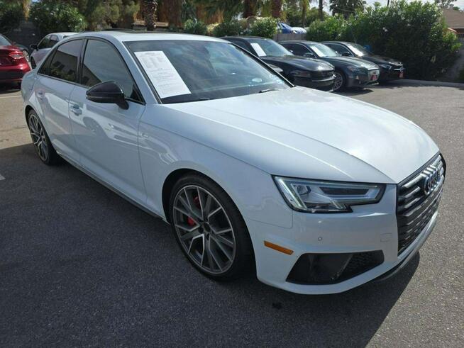 Audi A4 PRESTIGE / Quattro / S-Line / niski przebieg