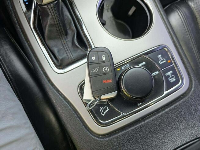 Jeep Grand Cherokee OVERLAND / 4x4 / niski przebieg