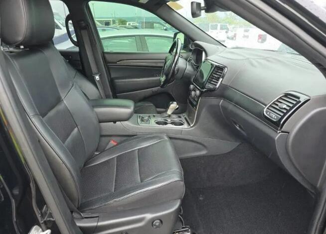 Jeep Grand Cherokee OVERLAND / 4x4 / niski przebieg