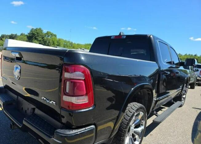 RAM 1500 Najwyższa wersja wyposażenia LIMITED / HEMI / 4x4