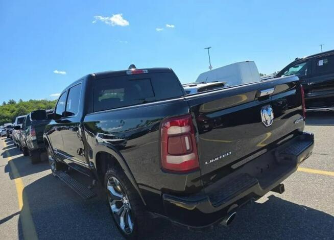 RAM 1500 Najwyższa wersja wyposażenia LIMITED / HEMI / 4x4