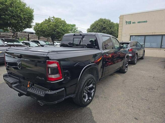 RAM 1500 Najwyższa wersja wyposażenia LIMITED / 4x4 / niski przebieg