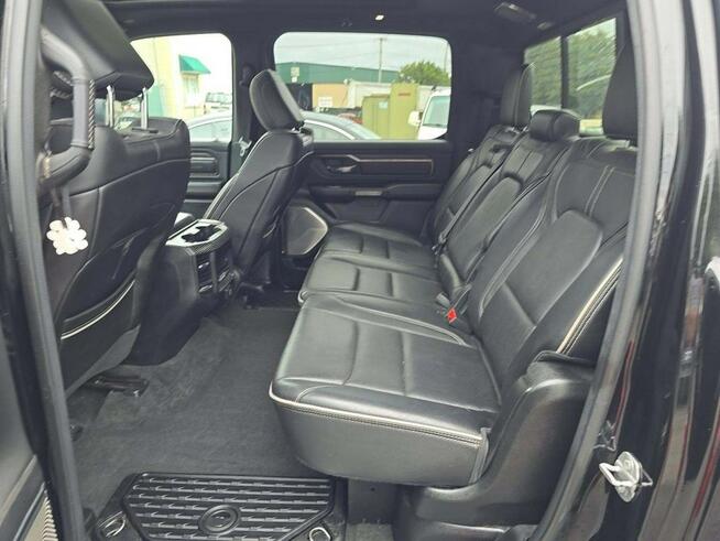 RAM 1500 Najwyższa wersja wyposażenia LIMITED / 4x4 / niski przebieg