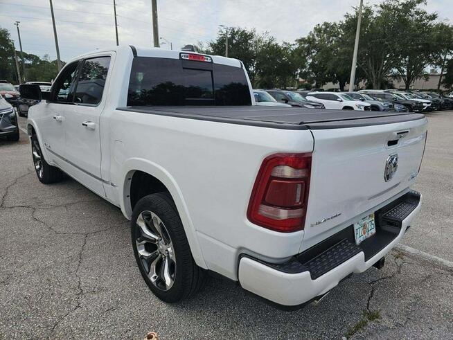RAM 1500 Najwyższa wersja wyposażenia LIMITED / HEMI / 4x4