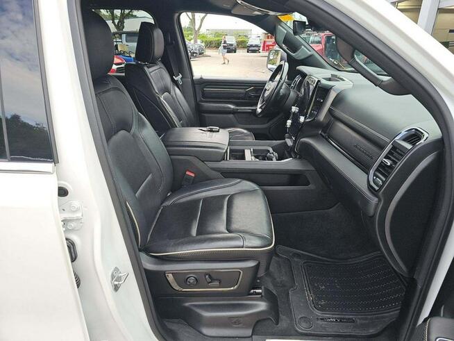 RAM 1500 Najwyższa wersja wyposażenia LIMITED / HEMI / 4x4