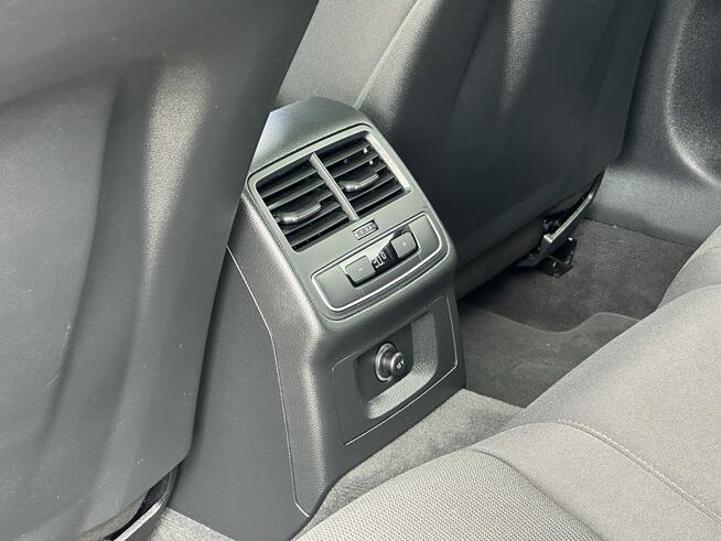 Audi A4 I-ręka! LED, Navi, Wirtual, Kamera, Kubełki, Panorama, GWARANCJA, ASO!