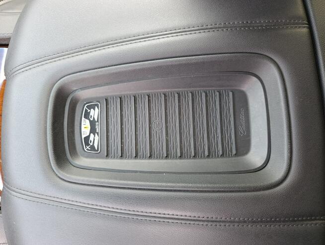 Cadillac Escalade Bezwypadkowy Auto sprowadzone na Mienie przesiedleńcze