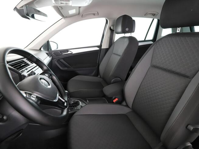 Volkswagen Tiguan 180KM automat 4Motion climatronic tempomat PDC