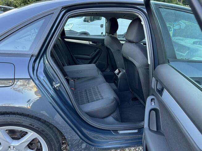 Audi A4 1.8TFSi-160km-Serwis-2-Właściciel-Klimatronik-PDC-Xenony-Dzienne-LED