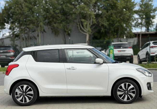 Suzuki Swift 1.0 / 112 KM HYBRID LED Nawigacja Kamera Asystent Pasa Grzane Fotele