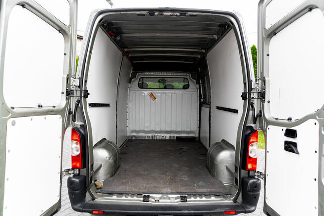 Renault Master 2.5 dCi 120