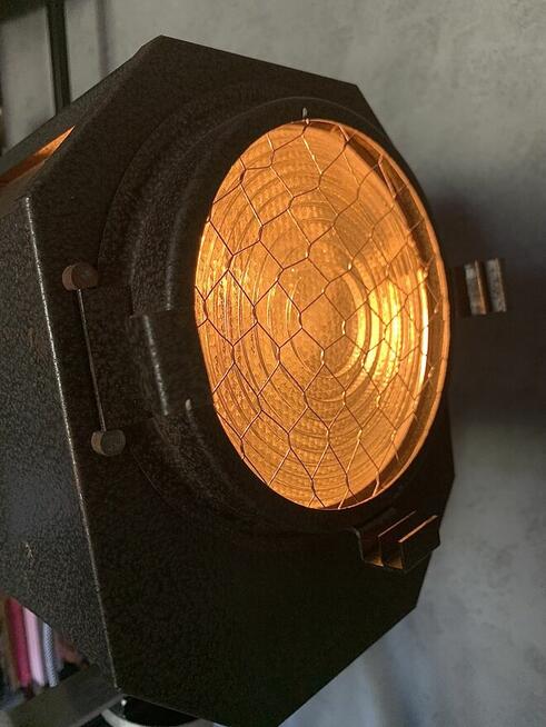 Lampa teatralna zabytek PRL ozdoba Vintage loft