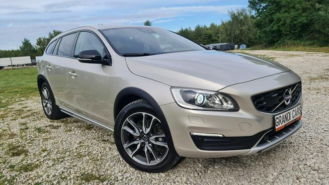Volvo V60 Cross Country 2.0d 150KM # Cross Country # Automat # Bogate Wyposażenie # Super Stan