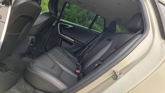 Volvo V60 Cross Country 2.0d 150KM # Cross Country # Automat # Bogate Wyposażenie # Super Stan