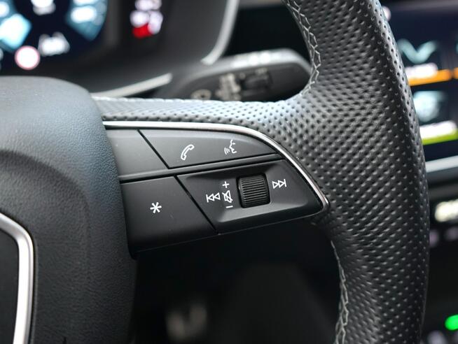 Audi Q3 45TFSIe 245KM S line LED Tempomat Ambiente Kamery360 Virtual