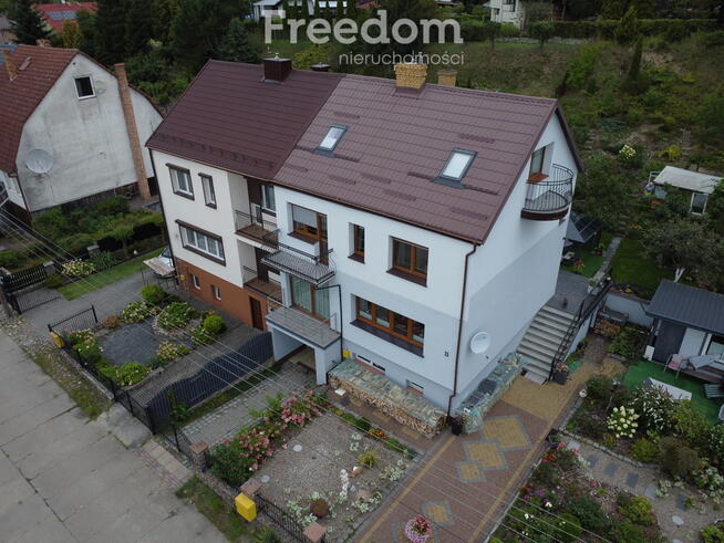 Solidny, zadbany bliźniak z działką 592 m²