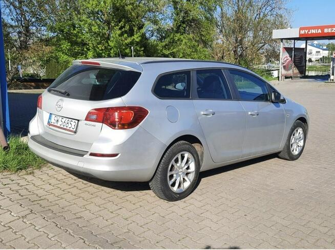 Opel Astra 1.4 benzyna na łańcuchu rozrzad ważne opłaty