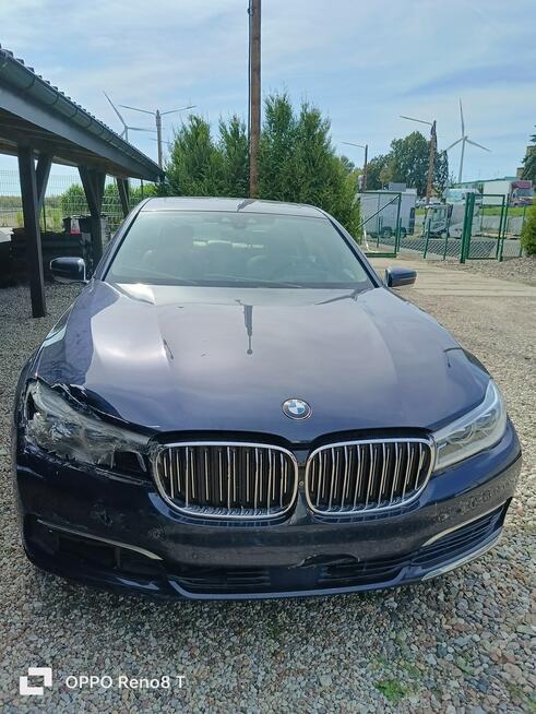 BMW 750