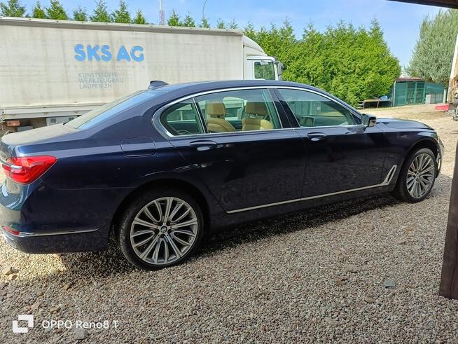 BMW 750