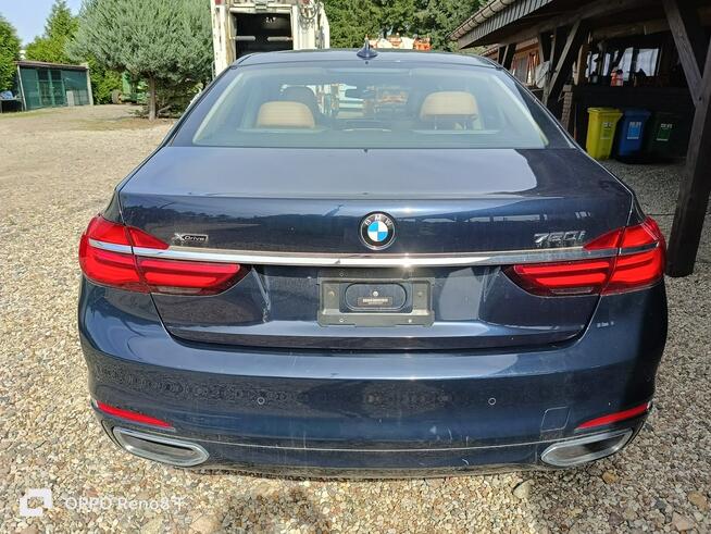 BMW 750