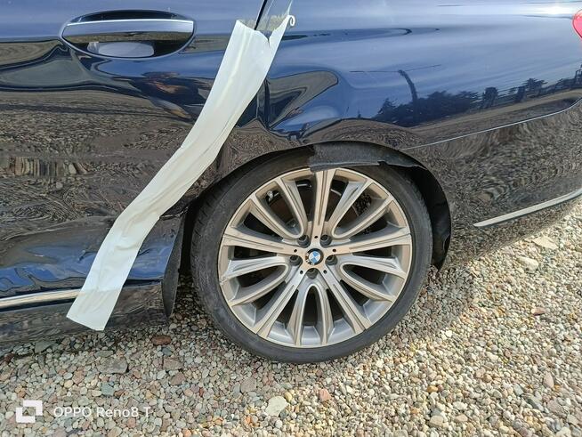 BMW 750
