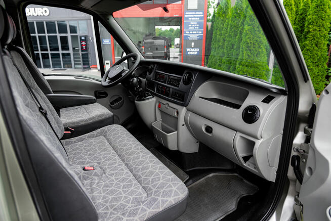 Renault Master 2.5 dCi 120
