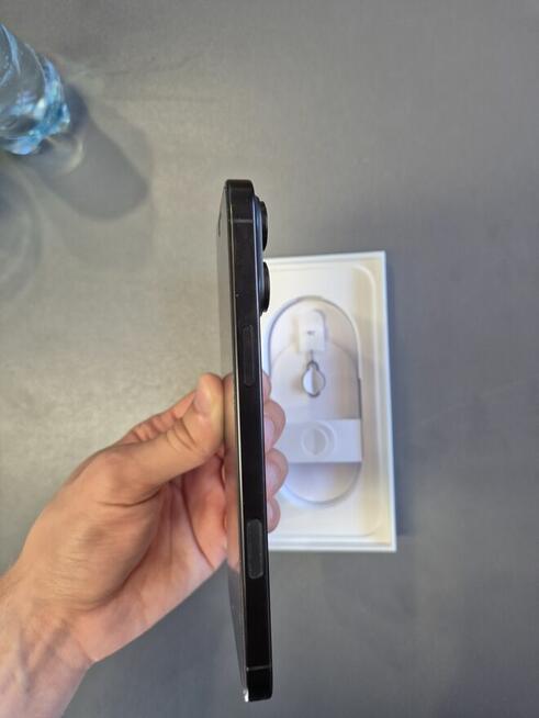 Syndyk sprzeda Iphone 16 Pro Max 256 GB Black