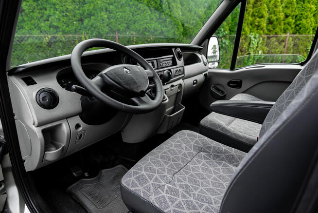 Renault Master 2.5 dCi 120