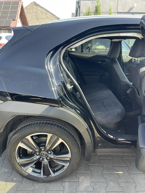 Lexus UX 300H Hybryda Alcantara Automat Kamera Podgrzewanie 199KM