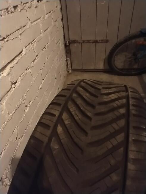 Sprzedam Opony z Felgami 205/55 R16 ( JAK NOWE)