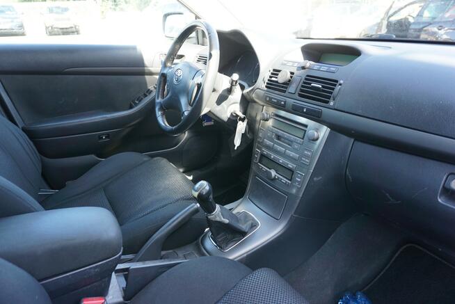 Toyota Avensis zarejestrowany, ubezpieczony